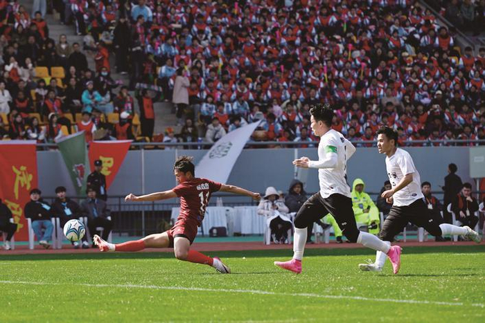 c7娱乐-绿茵封王!秀洲夺冠!|秀洲队|南湖晚报|平湖队|足球|联赛_新浪体育_新浪新闻