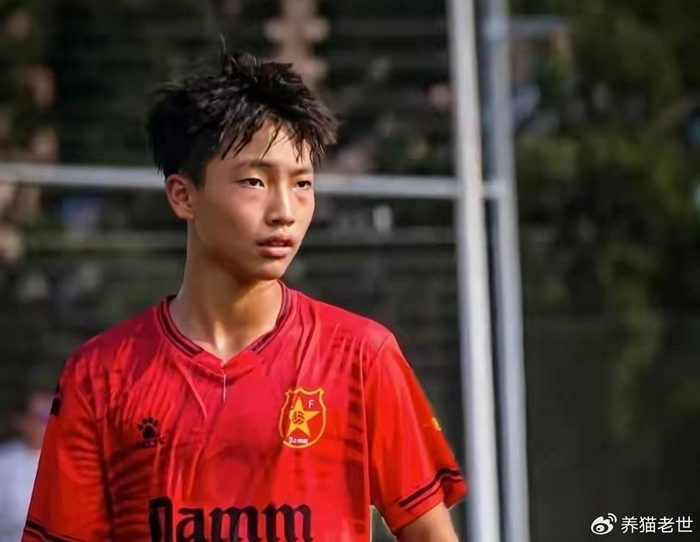 c7娱乐-董路封神!4年培养出巴萨首位中国球员:33场25球 总监亲自邀请|巴塞罗那|李昊炎|拉玛西亚|中国足球小将|青训_新浪体育_新浪新闻